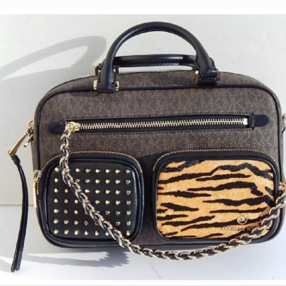 Michael Kors Signature Elliot Studded Messenger Bag Brown Tiger Print Calf Hair - Picture 1 of 9
